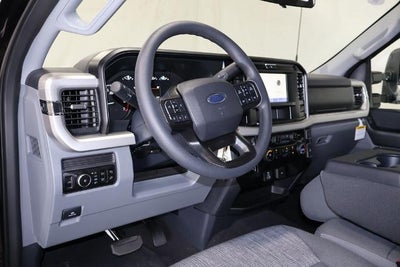 2026 Ford Super Duty F-350 SRW XLT
