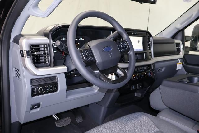 2026 Ford Super Duty F-350 SRW XLT