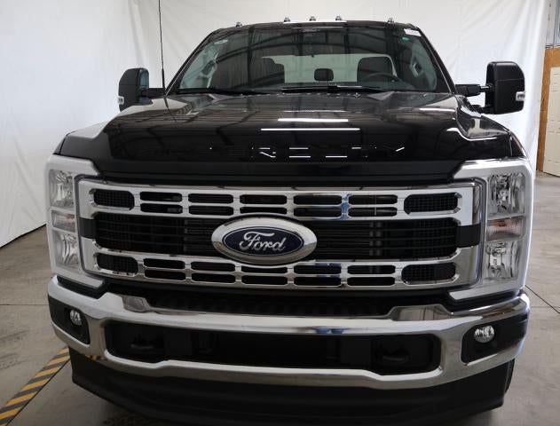 2026 Ford Super Duty F-350 SRW XLT