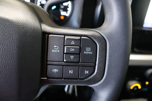 2027 Ford Super Duty F-350 SRW XLT