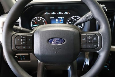 2027 Ford Super Duty F-350 SRW XLT