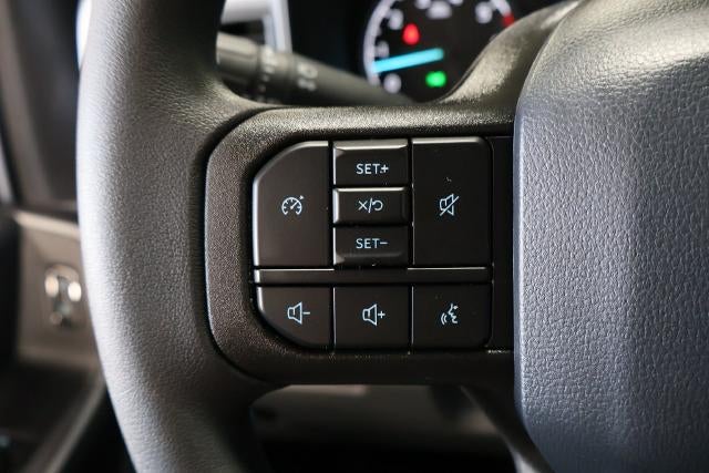 2027 Ford Super Duty F-350 SRW XLT