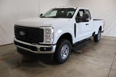 2027 Ford Super Duty F-350 SRW XL
