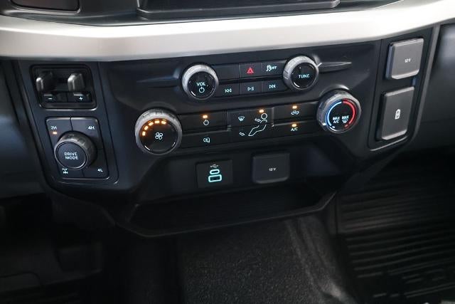 2027 Ford Super Duty F-350 SRW XL