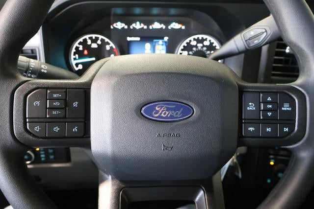 2027 Ford Super Duty F-350 SRW XLT