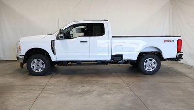 2026 Ford Super Duty F-350 SRW XLT