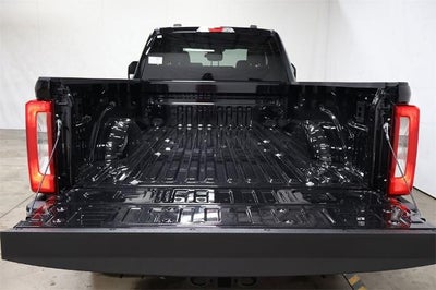 2026 Ford Super Duty F-350 SRW XLT