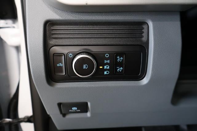 2027 Ford Super Duty F-250 SRW XL