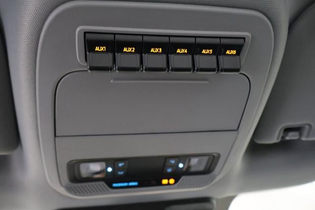 2027 Ford Super Duty F-250 SRW XL