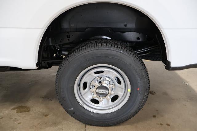 2027 Ford Super Duty F-250 SRW XL