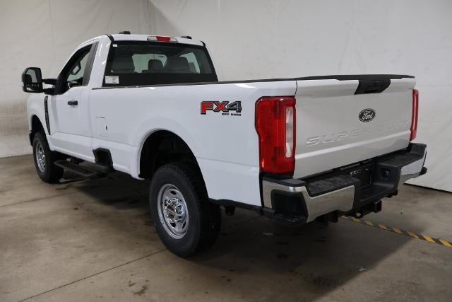 2027 Ford Super Duty F-250 SRW XL