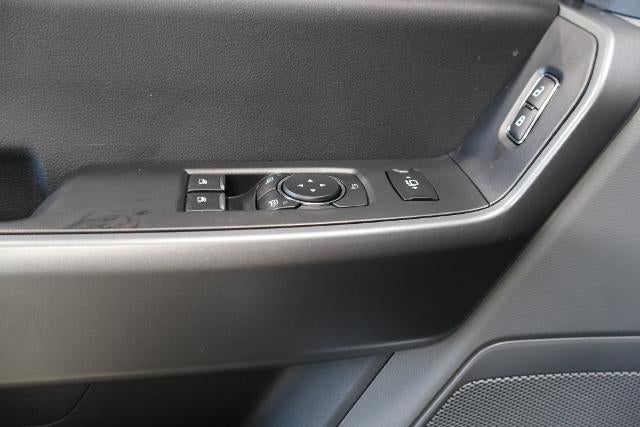 2027 Ford Super Duty F-250 SRW XLT