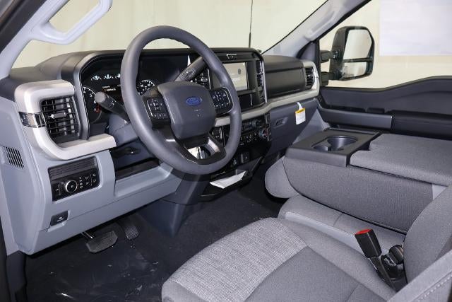 2027 Ford Super Duty F-250 SRW XLT