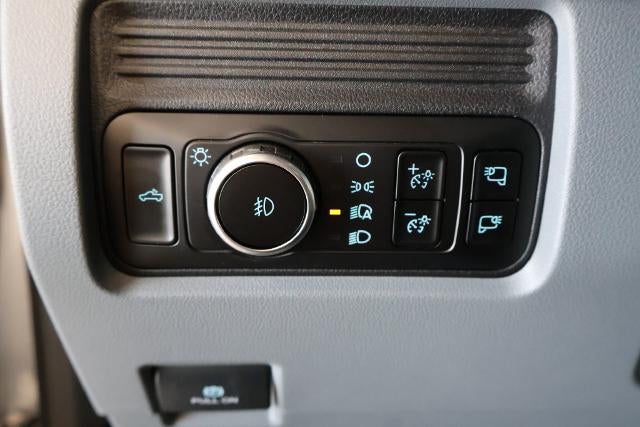 2027 Ford Super Duty F-250 SRW XLT