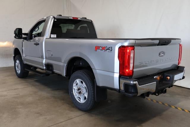 2027 Ford Super Duty F-250 SRW XLT