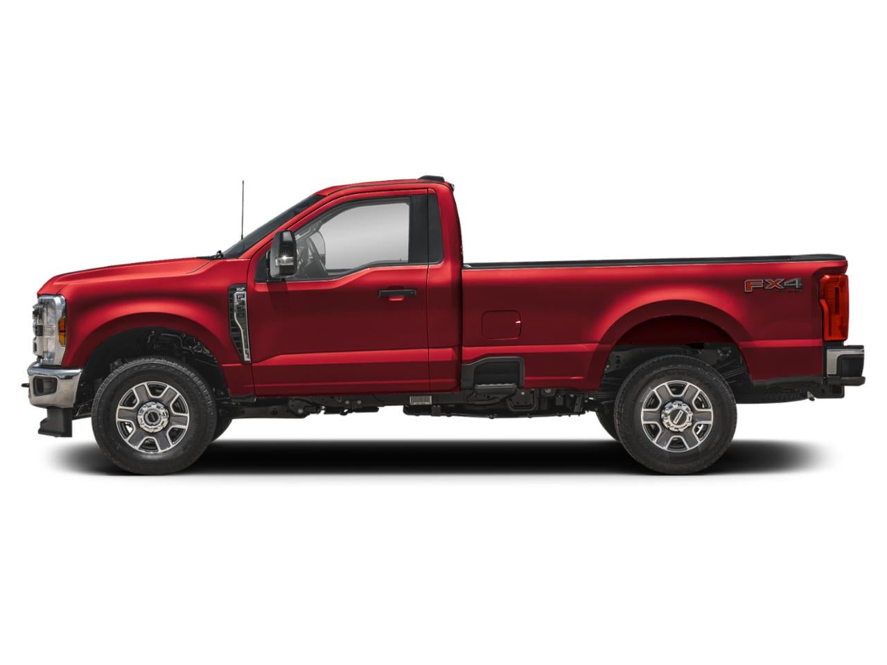 2027 Ford Super Duty F-350 SRW XLT