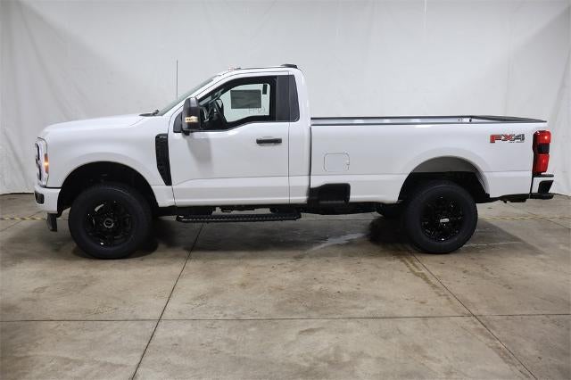 2025 Ford Super Duty F-350 SRW XL