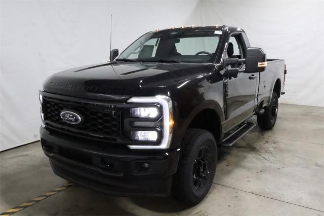 2025 Ford Super Duty F-350 SRW XL