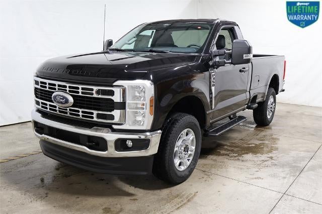 2026 Ford Super Duty F-350 SRW XLT