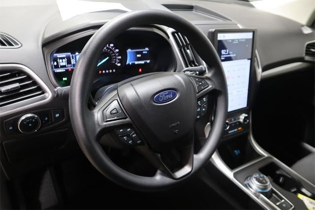 2024 Ford Edge SE Demo