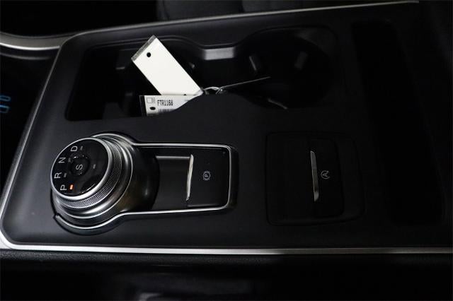 2024 Ford Edge SE Demo