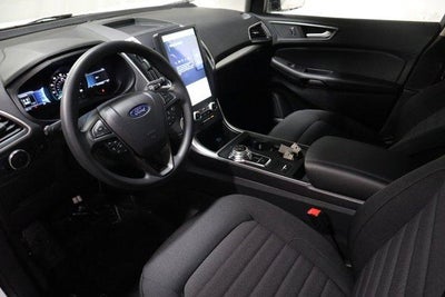 2024 Ford Edge SE Demo
