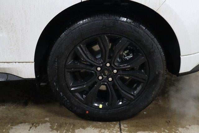 2024 Ford Edge SE Demo