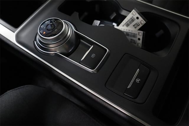 2024 Ford Edge SE Demo