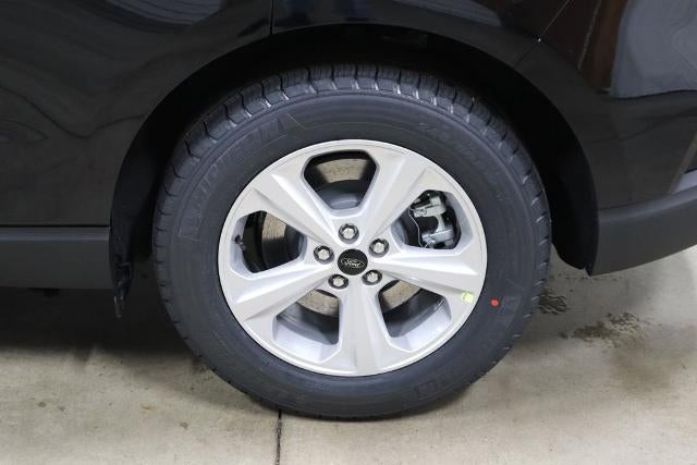 2024 Ford Edge SE Demo