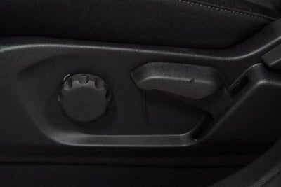 2024 Ford Edge SE Demo