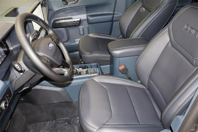 2025 Ford Maverick Lobo Standard