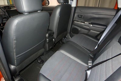 2027 Mitsubishi Outlander Sport SE