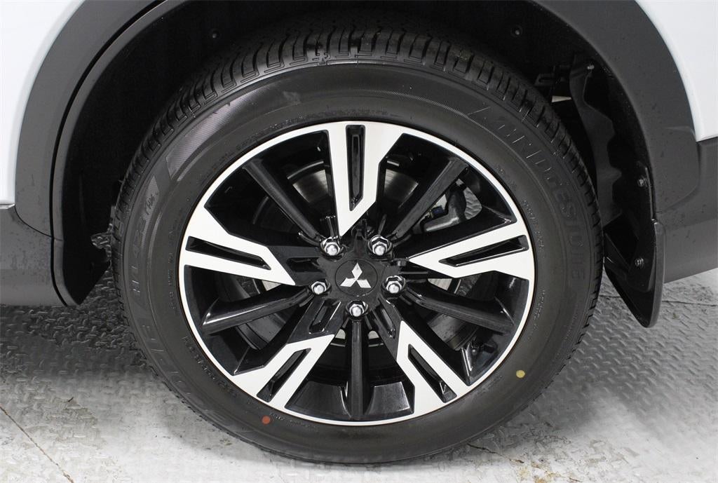 2026 Mitsubishi Eclipse Cross SE