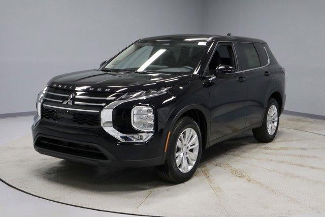 2026 Mitsubishi Outlander ES