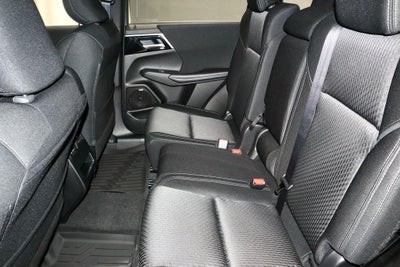2026 Mitsubishi Outlander ES