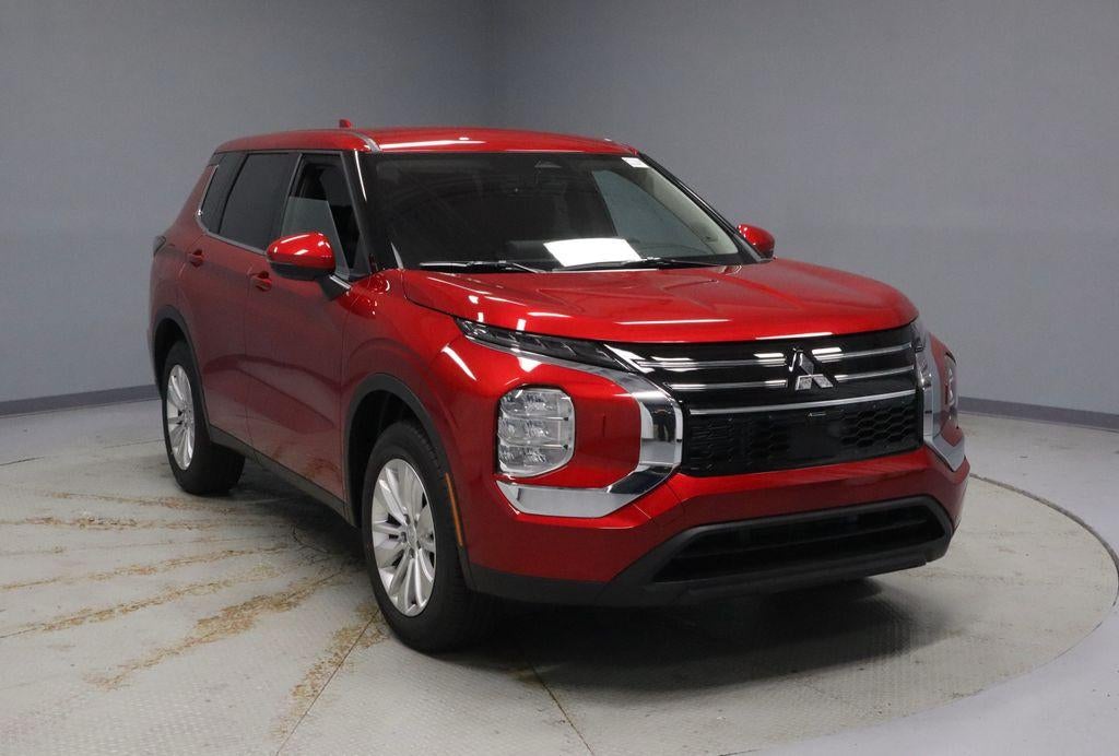 2026 Mitsubishi Outlander ES