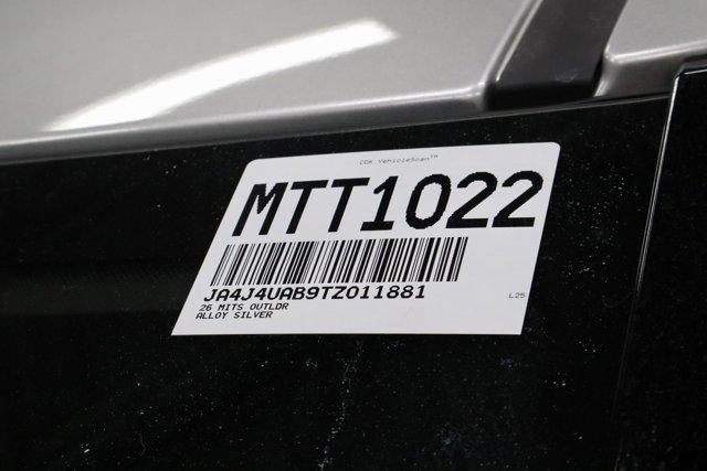 2026 Mitsubishi Outlander ES