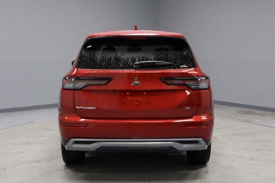 2025 Mitsubishi Outlander SE