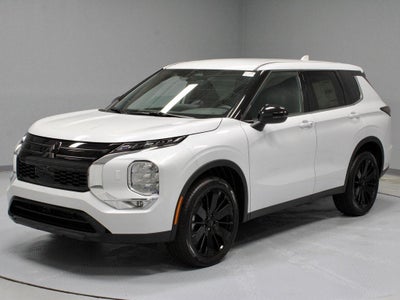 2026 Mitsubishi Outlander LE