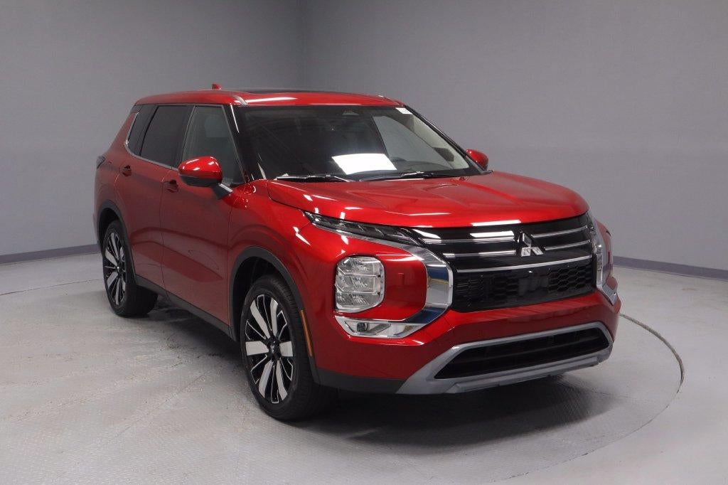 2026 Mitsubishi Outlander SE