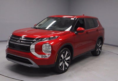 2026 Mitsubishi Outlander SE