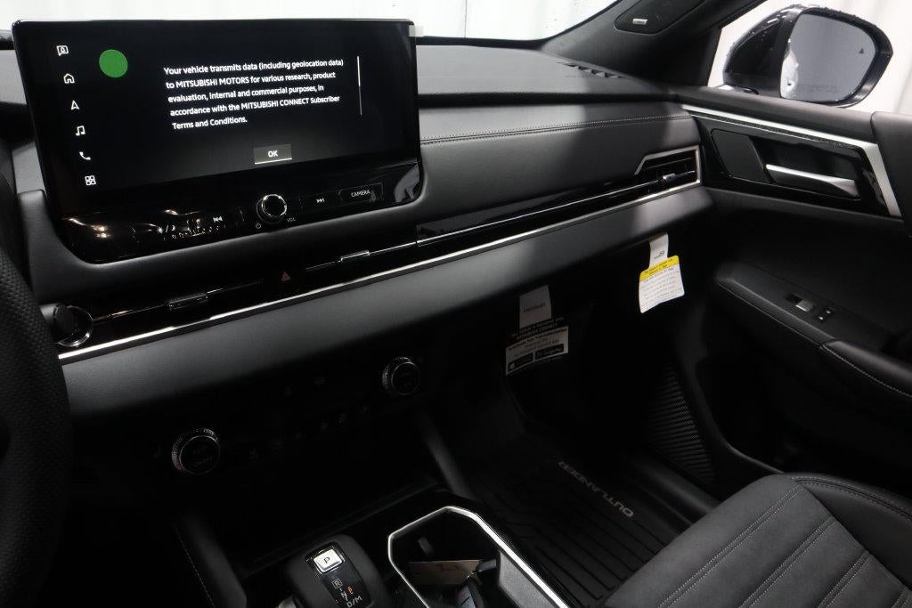 2026 Mitsubishi Outlander LE