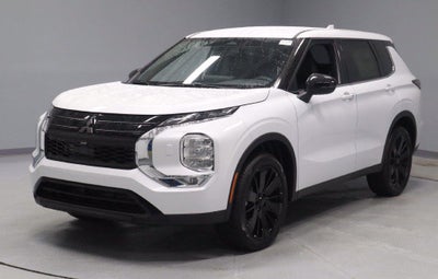 2026 Mitsubishi Outlander LE