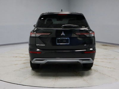 2026 Mitsubishi Outlander SE