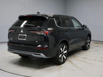 2026 Mitsubishi Outlander SE
