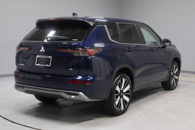 2026 Mitsubishi Outlander SE