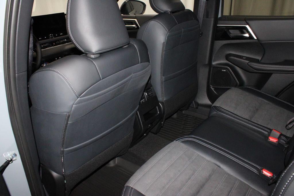 2026 Mitsubishi Outlander Trail Edition