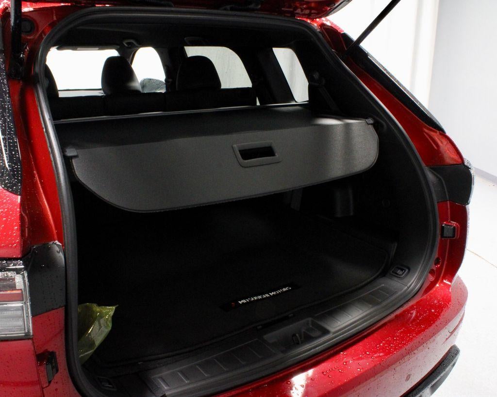 2026 Mitsubishi Outlander LE