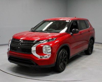 2026 Mitsubishi Outlander LE