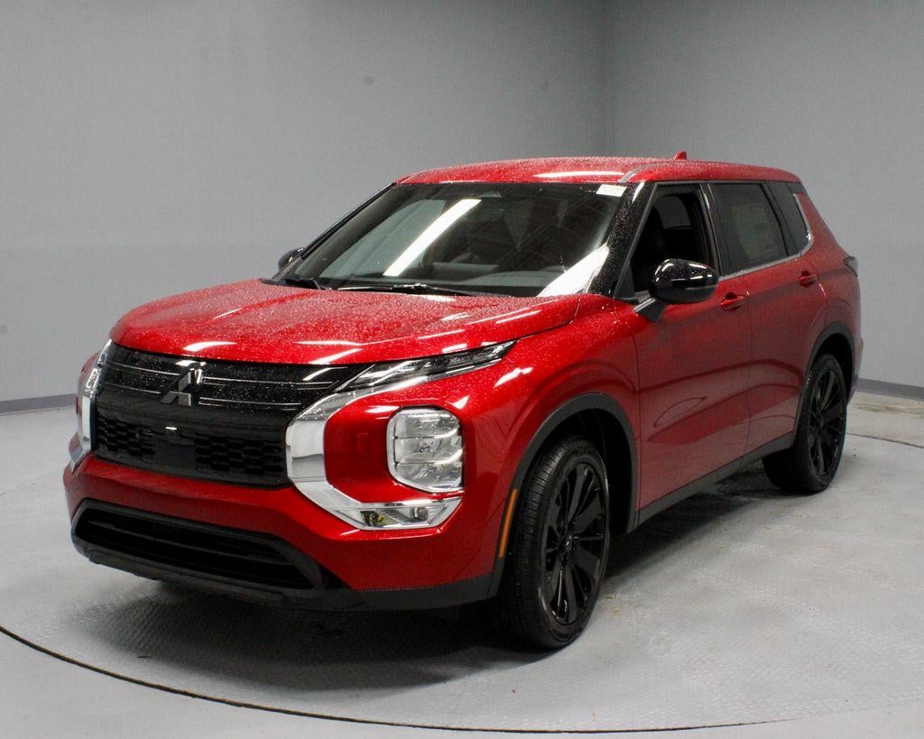 2026 Mitsubishi Outlander LE